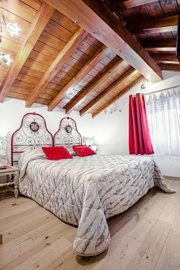 Il Castagno Bed and Breakfast Castiglione dei Pepoli Eksteriør billede